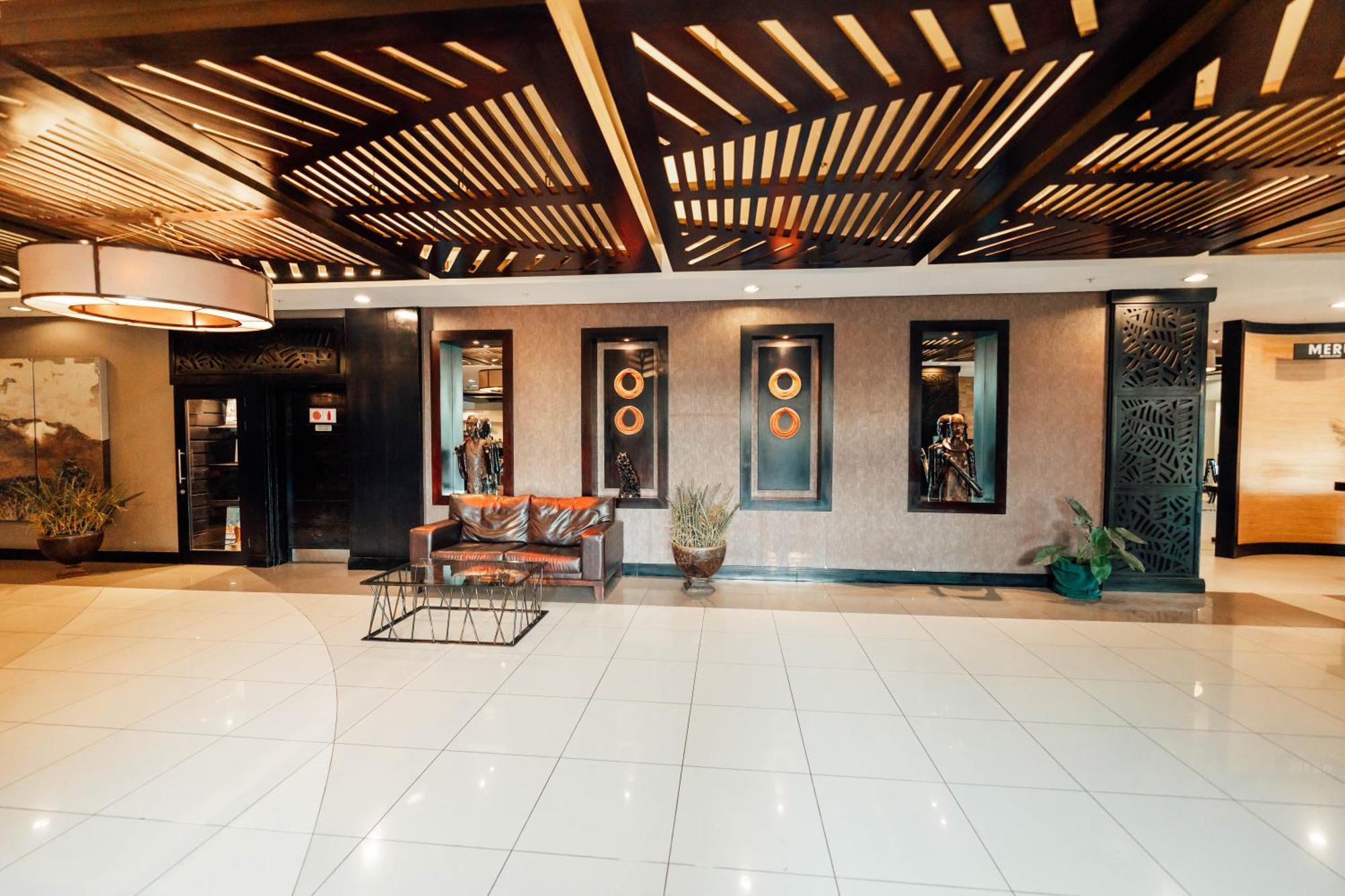 Mount Meru Hotel Arusha Bagian luar foto