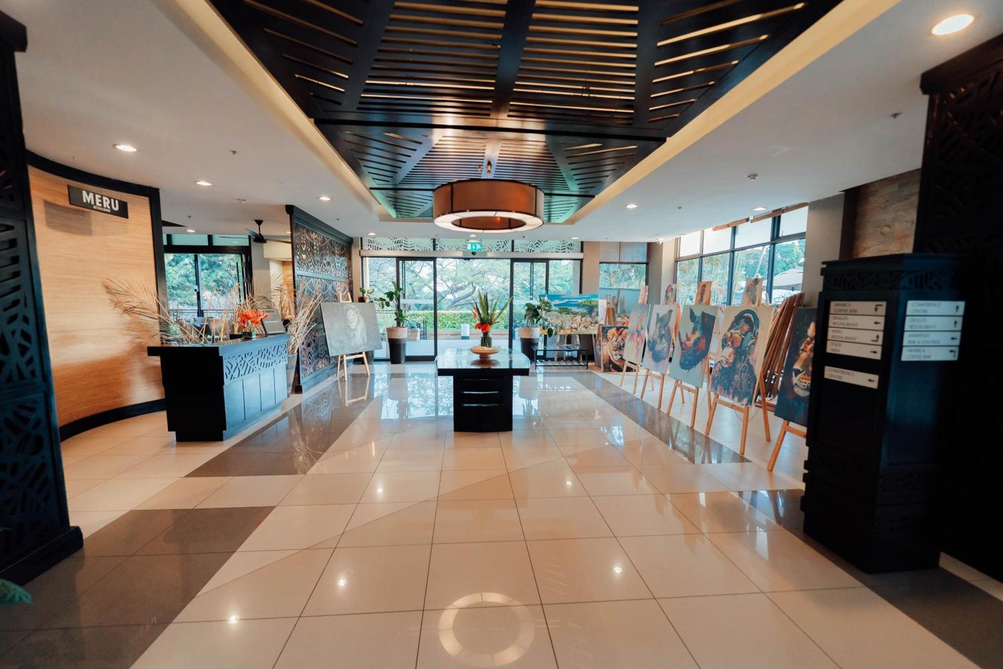 Mount Meru Hotel Arusha Bagian luar foto