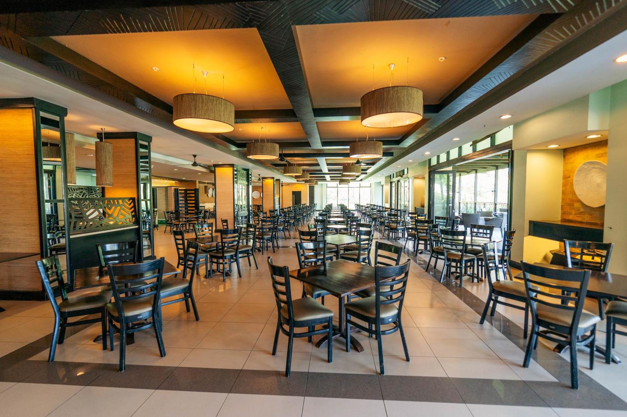 Mount Meru Hotel Arusha Bagian luar foto